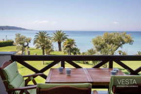 Seascape Beachfront Maisonette, amazing views